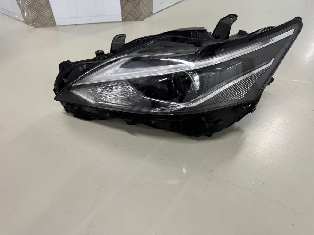 Lexus CT200h uit april 2019 koplamp DRL LED, Ophalen, Lexus
