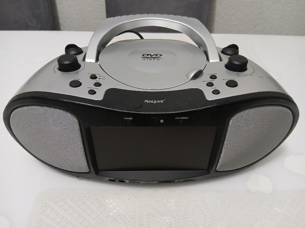 Dvd radio speler in zeer goede staat weinig gebruikt, Draagbaar, Zo goed als nieuw, Ophalen, Overige merken