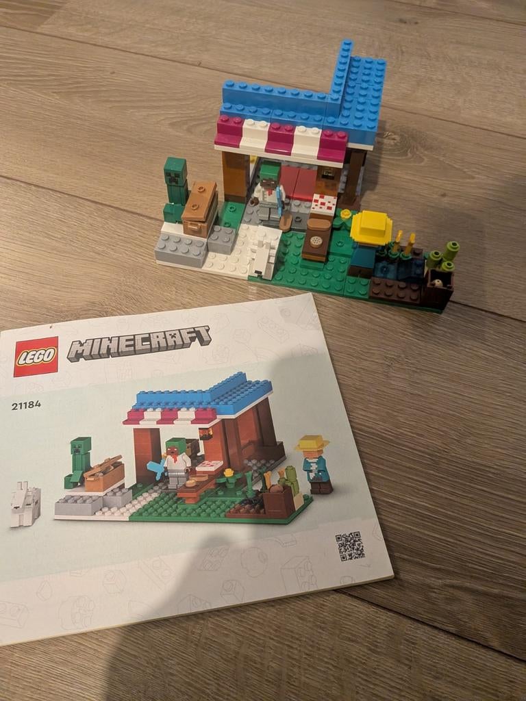 LEGO Minecraft De Bakkerij (21184) - Complete set, Kinderen en Baby's, Speelgoed | Duplo en Lego, Zo goed als nieuw, Lego, Complete set