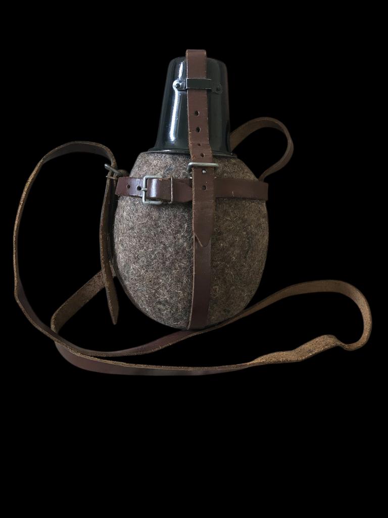 WW2 Gebirgsjäger/DRK labeflasche, Verzamelen, Militaria | Tweede Wereldoorlog, Ophalen of Verzenden, Duitsland