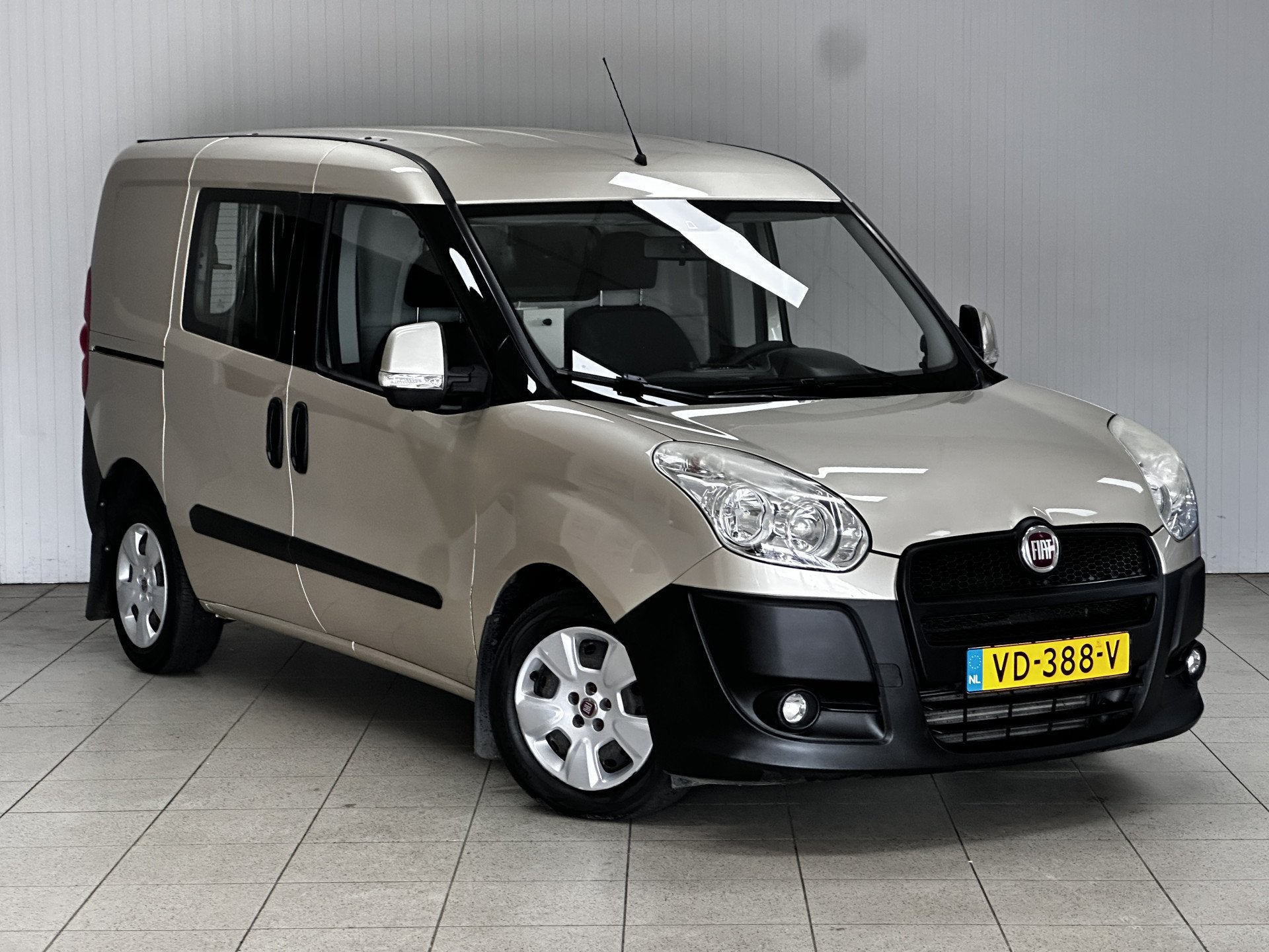 Fiat Doblò Cargo 1.6 MultiJet SX/ D-Riem Verv 210.000KM!/ A, Voorwielaandrijving, Euro 5, Stof, Gebruikt