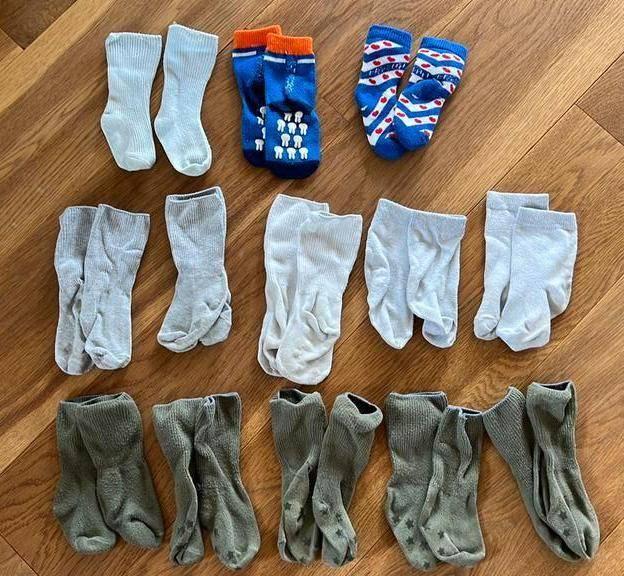 14 paar Babysokjes Nijntje, Friesland vlag wit groen grijs, Slofjes, Gebruikt, Jongetje of Meisje, Ophalen of Verzenden