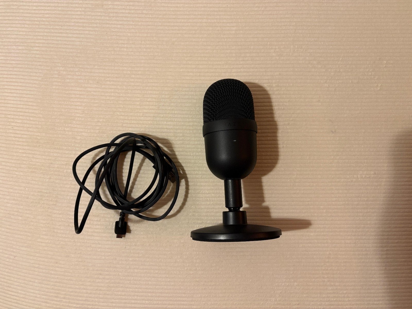 Razer Seiren Mini USB Microfoon, Ophalen of Verzenden, Zo goed als nieuw, Studiomicrofoon