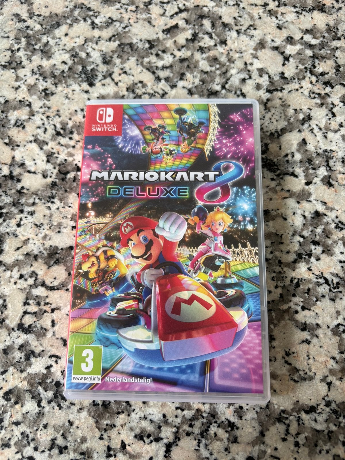 Mario Kart 8 Deluxe Nintendo Switch - Raceplezier!, Ophalen, Racen en Vliegen, Eén computer, Zo goed als nieuw