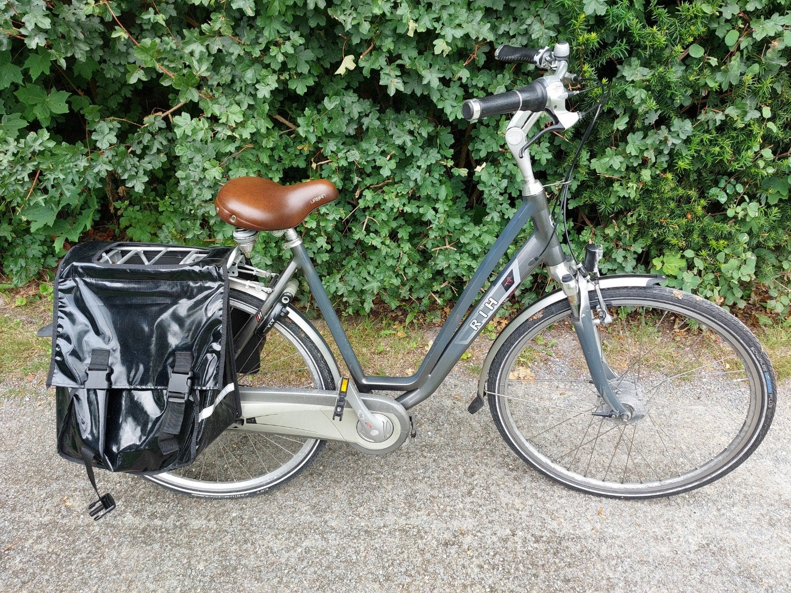 Damesfiets 28inch, Velgrem, Versnellingen, 56 cm of meer, Zo goed als nieuw