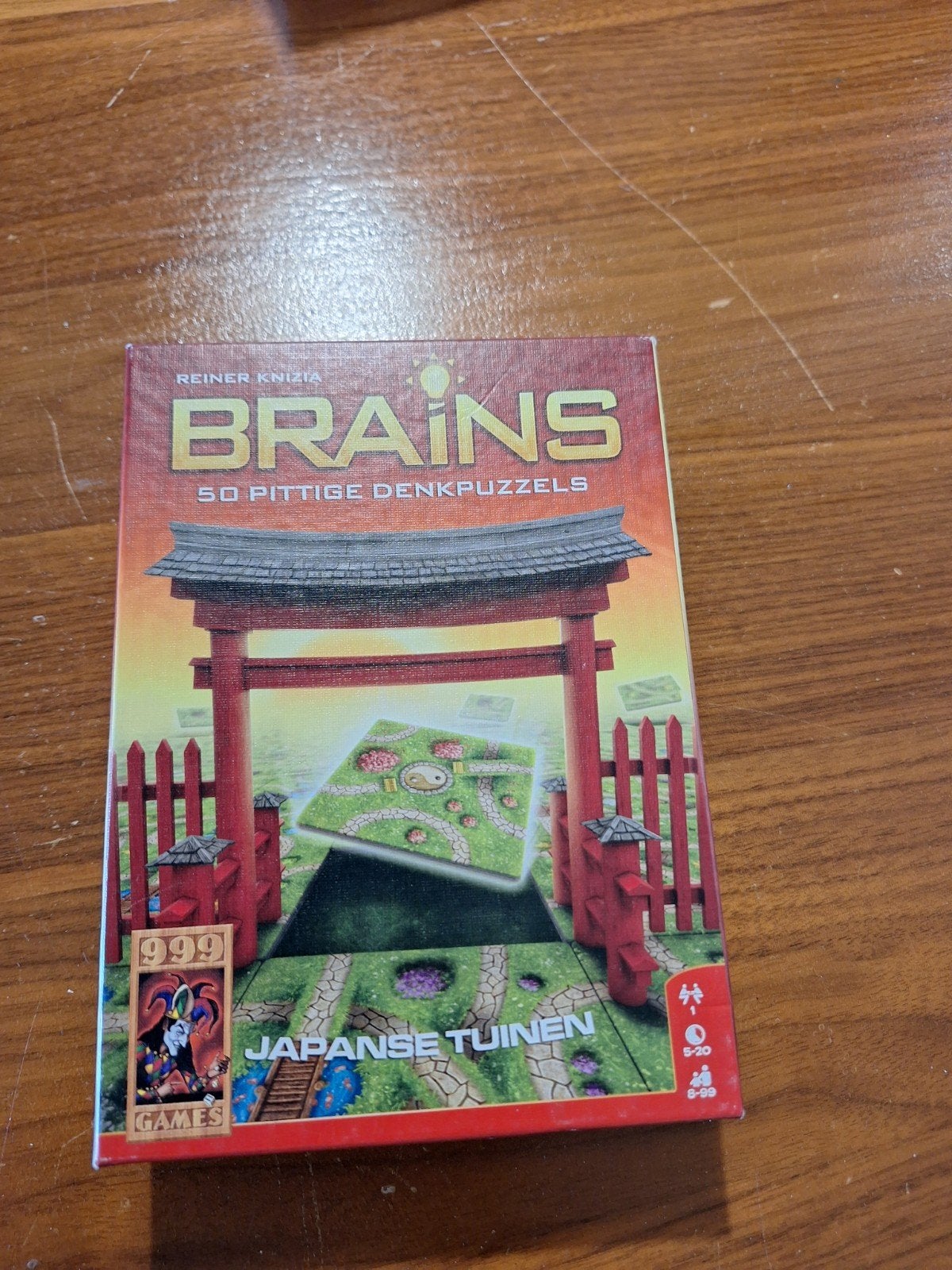 Brains: Japanse Tuinen - 50 Pittige DenkPuzzels, Ophalen of Verzenden, Zo goed als nieuw