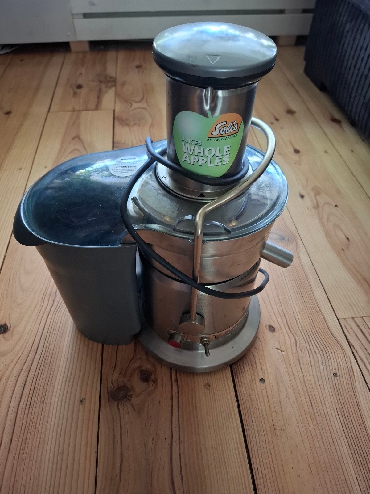 Solis Juice Fountain Pro sapcentrifuge - RVS, Ophalen of Verzenden, Gebruikt, Elektrisch, Sapcentrifuge