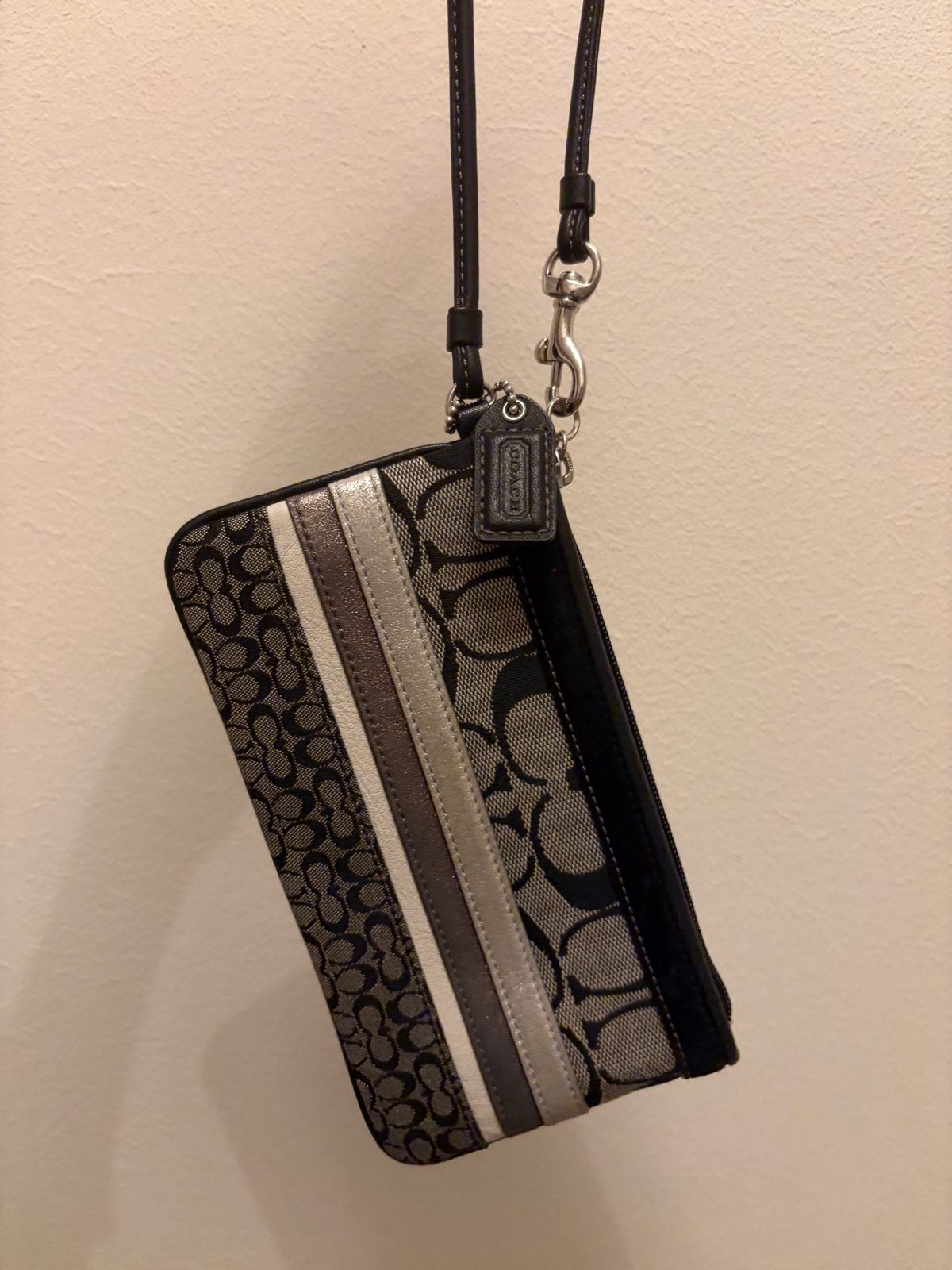 Coach Signature Stripe Top Zip Wristlet, Ophalen of Verzenden, Gebruikt, Zwart