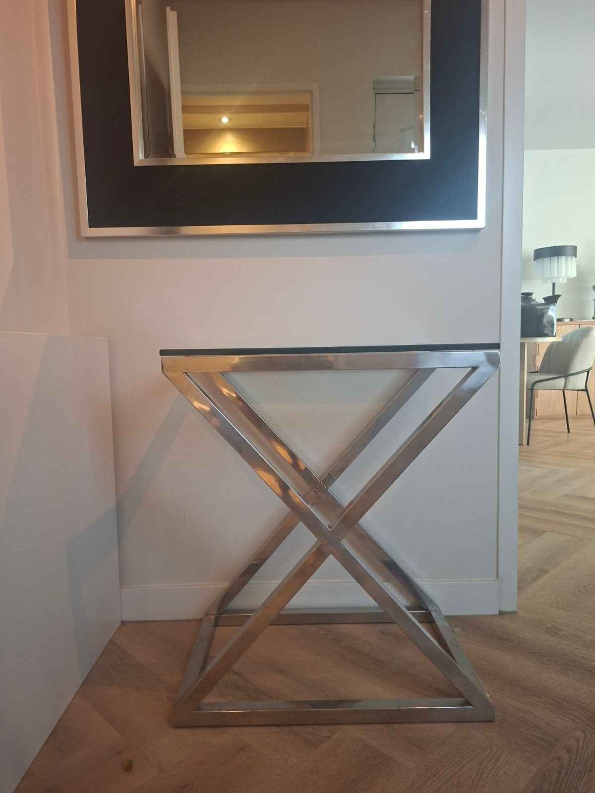 Eichholtz Criss Cross Bijzettafel - Luxe Design 2 stuks, Modern, Luxe, Design, Metaal of Aluminium, 55 tot 75 cm, Zo goed als nieuw