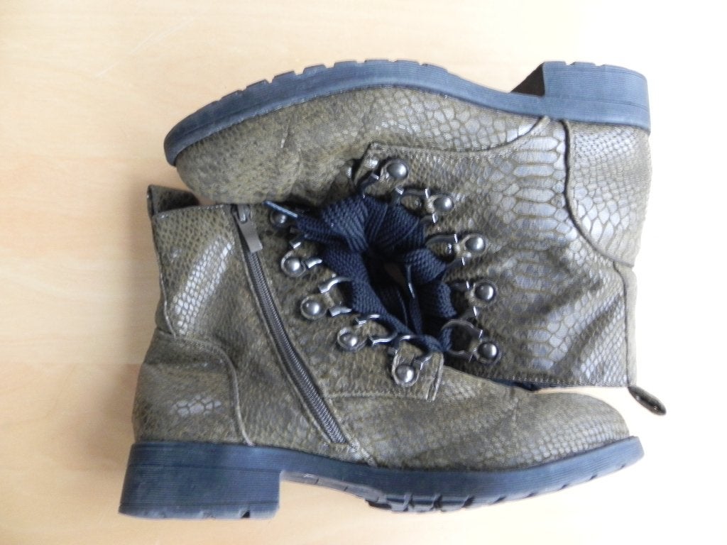 TE KOOP; TREND-ONE DAMES LAARSJES MAAT 42, Ophalen, Bruin, TREND-ONE, Sneakers of Gympen