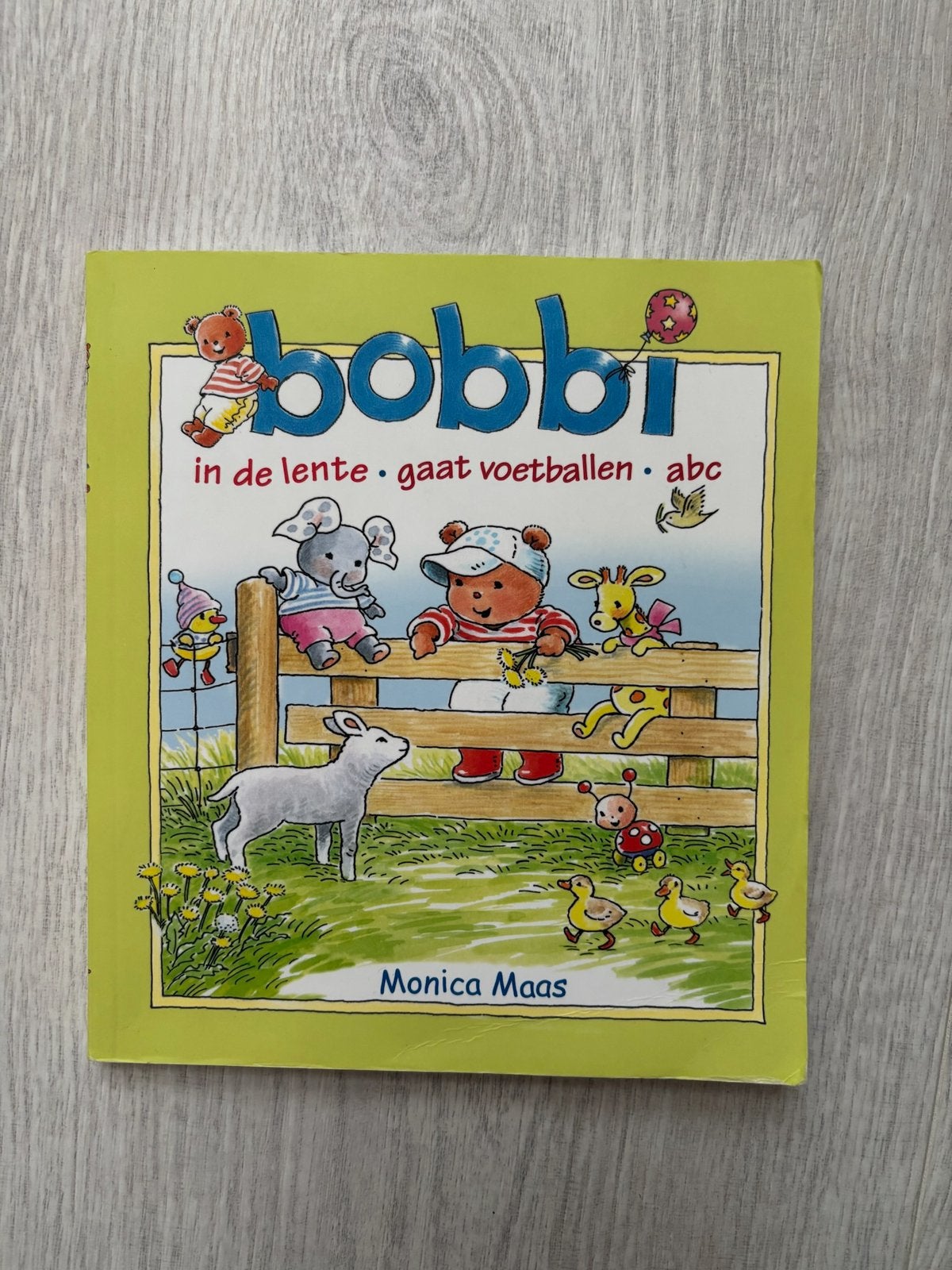3x Bobbi: in de lente, gaat voetballen, abc, Ophalen of Verzenden, 2 tot 3 jaar