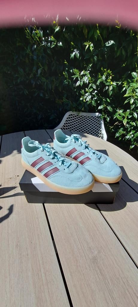 Adidas sneaker mintgroen suede mt 42, Ophalen of Verzenden, Nieuw, Rood, Sneakers of Gympen
