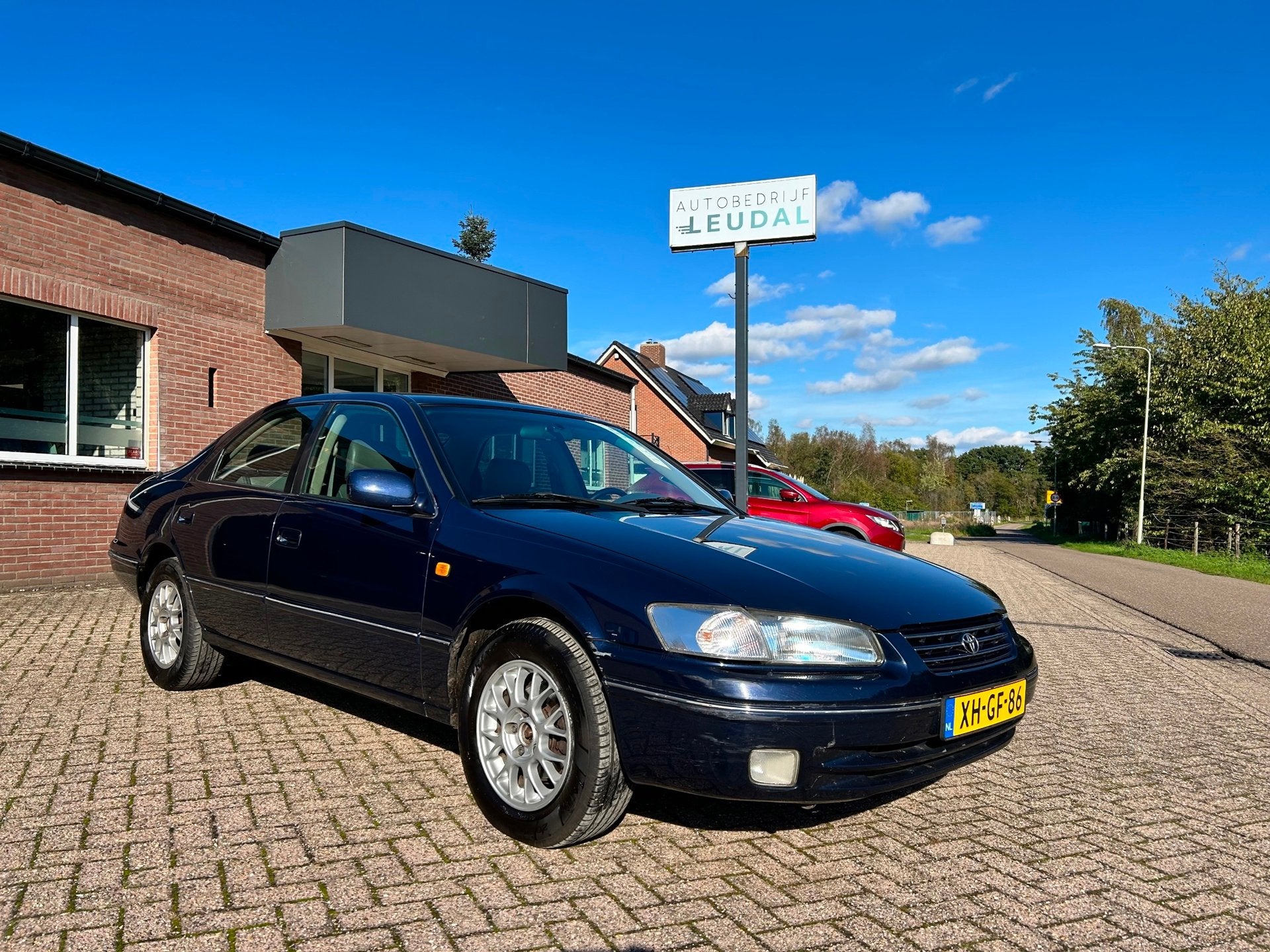 Toyota Camry 2.2i Executive // APK 7-3-2027 // airco, Auto's, Gebruikt, 4 cilinders, Blauw, Camry