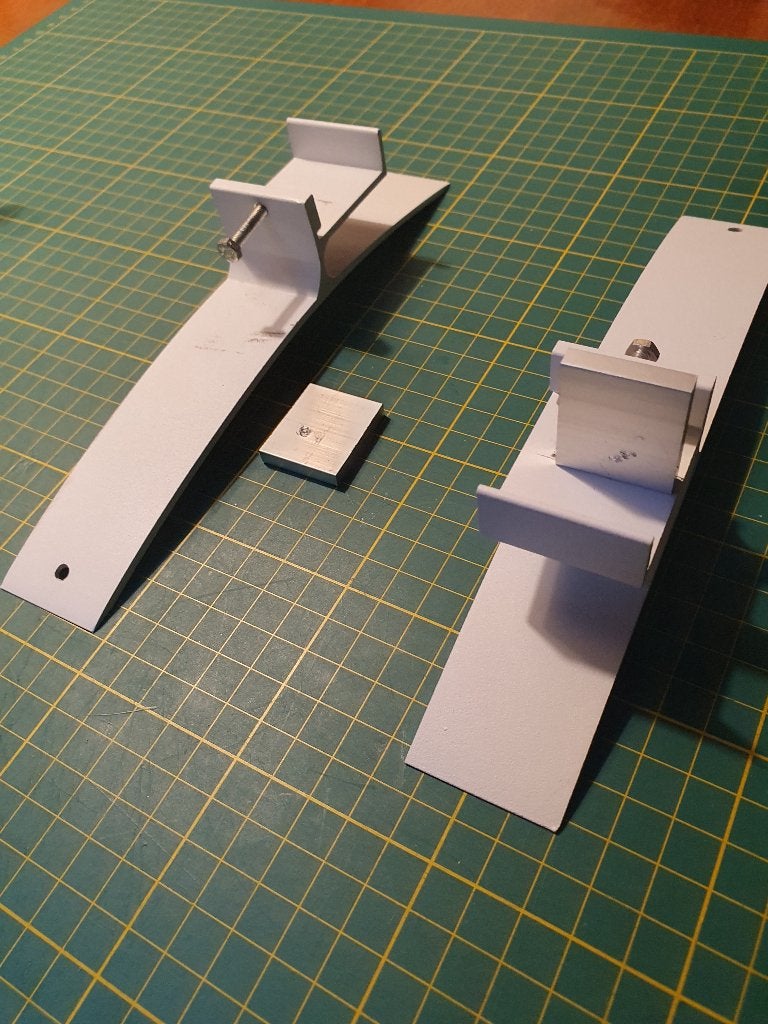 Infraroodpaneel Pootjes, voetjes, 2 stuks, Doe-het-zelf en Verbouw, Verwarming en Radiatoren, Ophalen, 30 tot 80 cm, Gebruikt