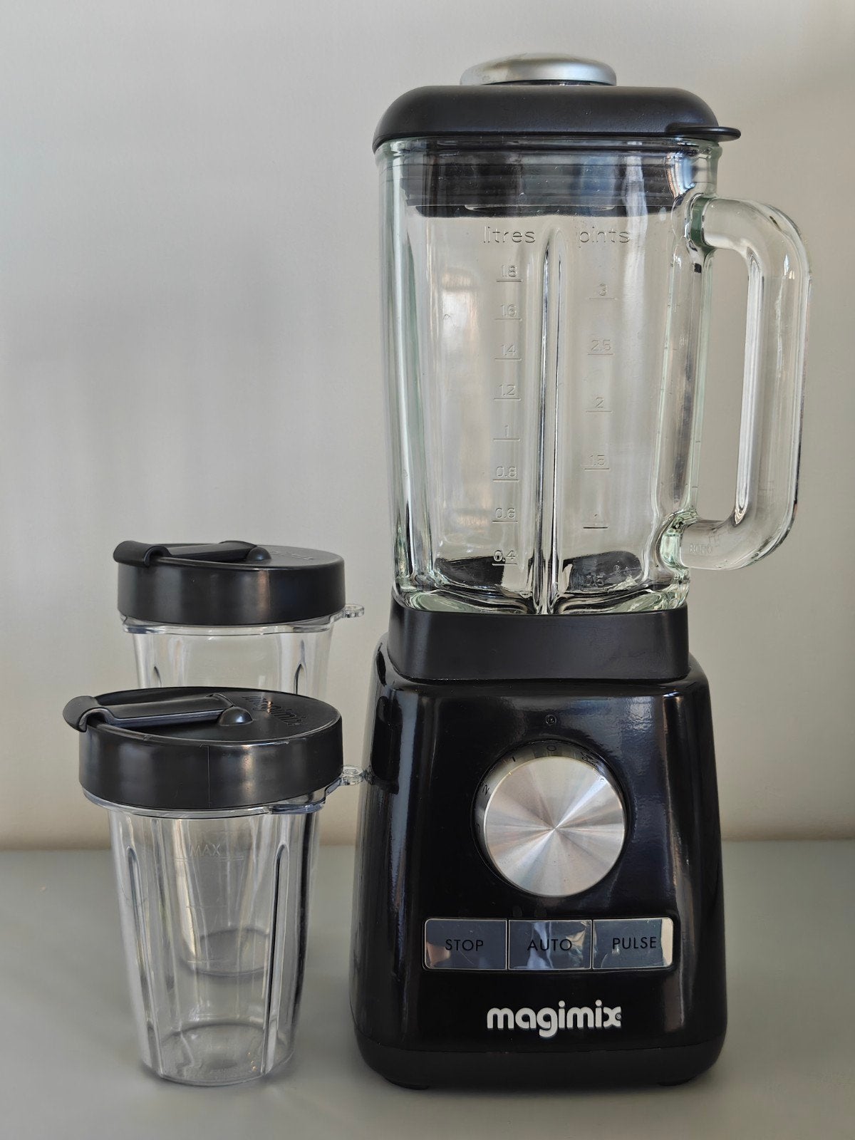 Magimix Blender 1200W met 1.8L glazen kan en accessoires, Witgoed en Apparatuur, Ophalen of Verzenden, Zo goed als nieuw, Blender