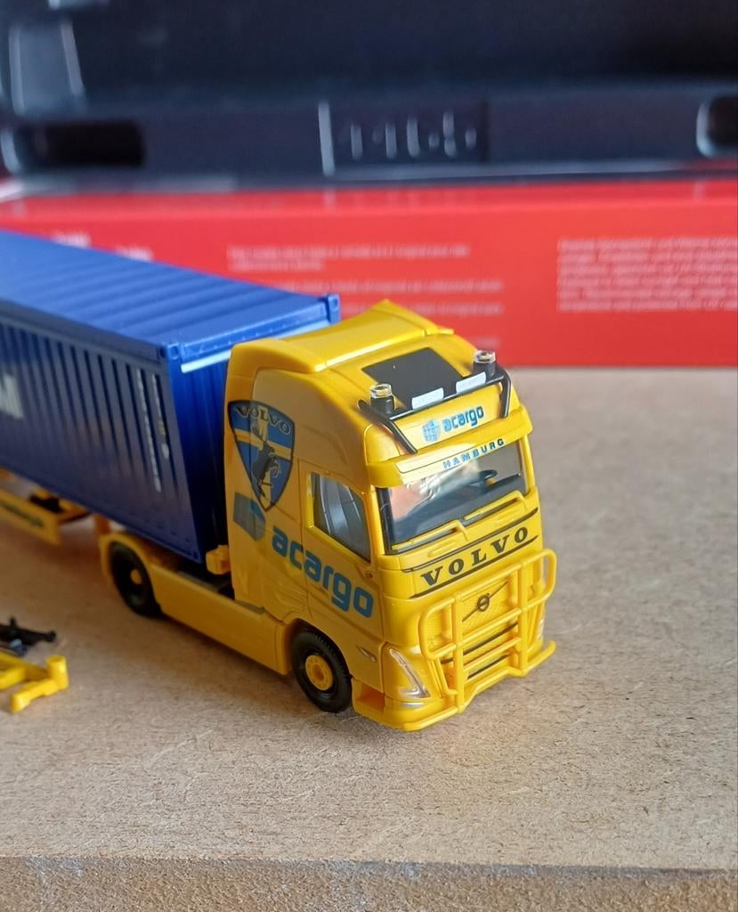Herpa Volvo containertruck, Ophalen of Verzenden, Nieuw, Bus of Vrachtwagen, Herpa