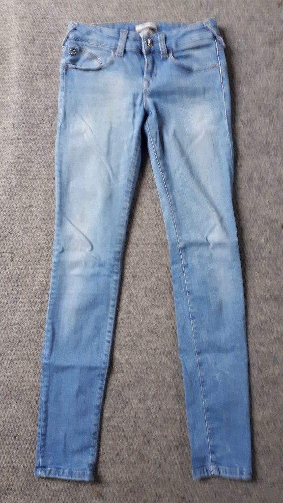 blauwe jeans, Fornarina, maat 25, Kleding | Dames, Spijkerbroeken en Jeans, Fornarina, Zo goed als nieuw, W27 (confectie 34) of kleiner