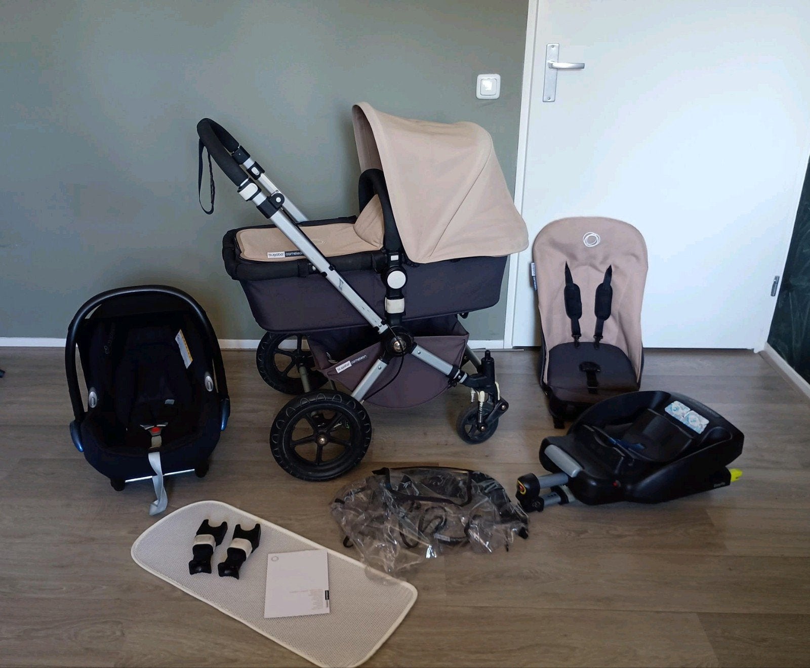 Bugaboo Cameleon 3 Antraciet / Zand met Isofix & Maxi cosi!, Ophalen, Bugaboo, Verstelbare duwstang