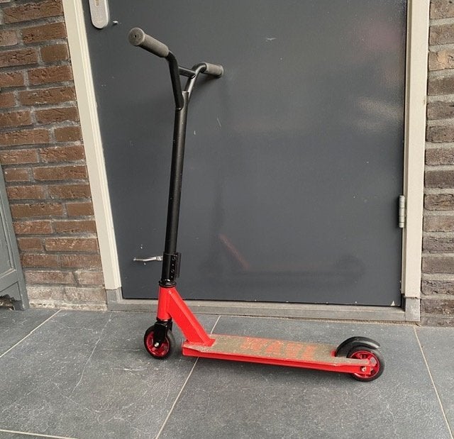 Stunt step rood, Fietsen en Brommers, Steps, Gebruikt, Gewone step, Ophalen