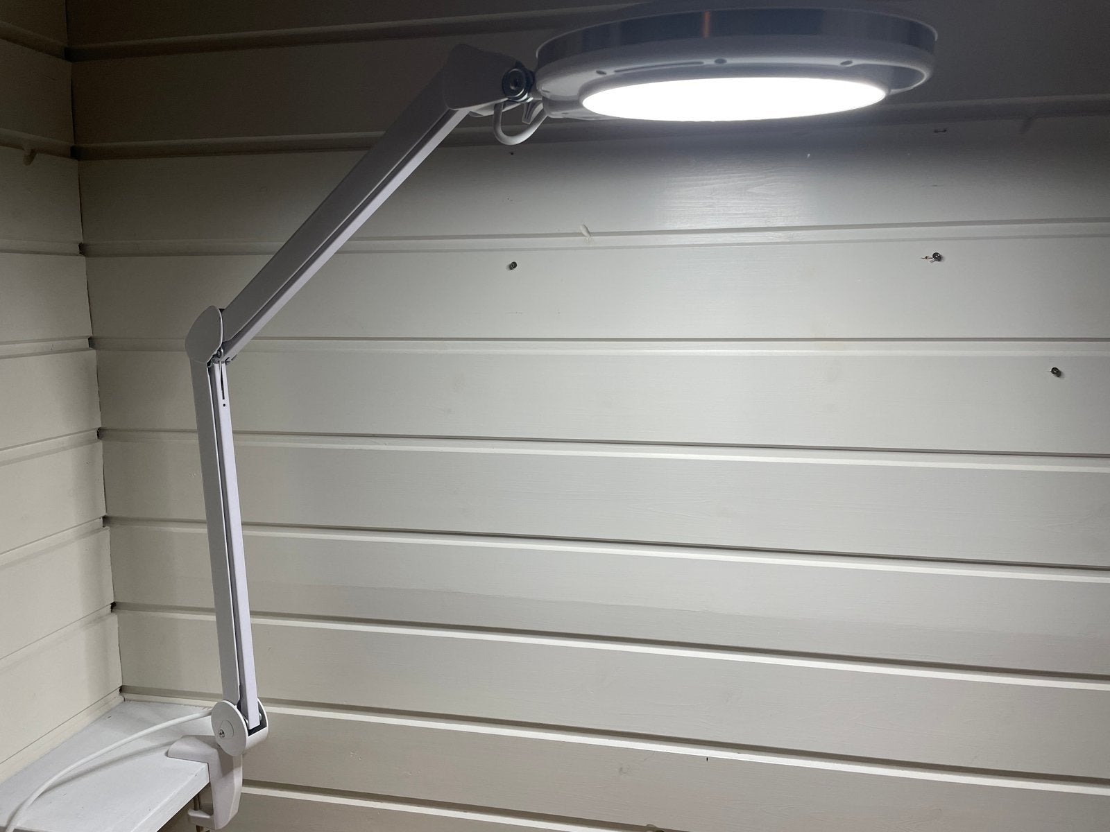 Behanddellamp met vergrootglas Toolkraft, Ophalen, Zo goed als nieuw, Vergrootglas of Loep