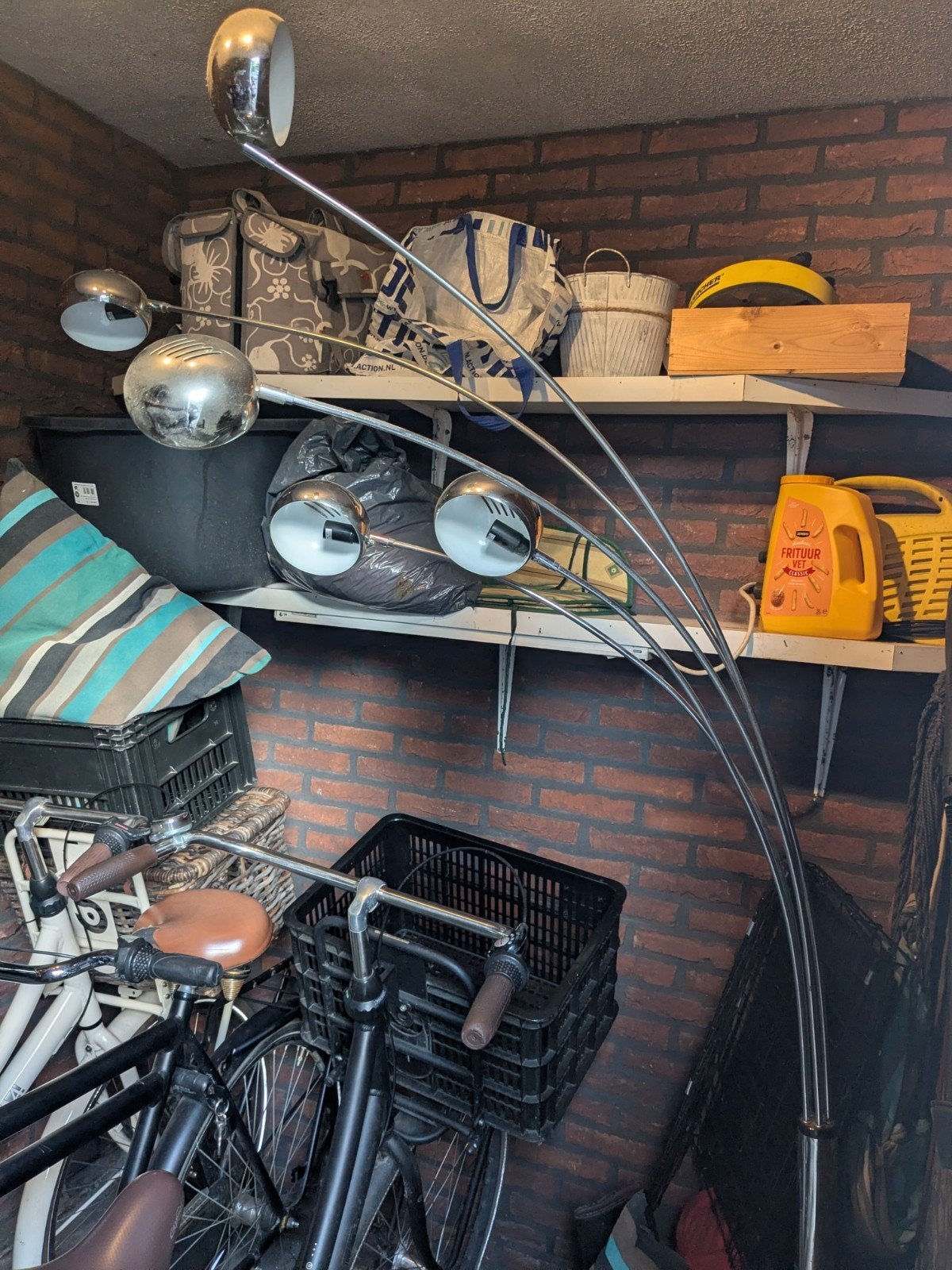 TEAB : retro staande lamp zilverkleurig, Huis en Inrichting, Gebruikt, E14 (klein), Met schakelaar, Ophalen