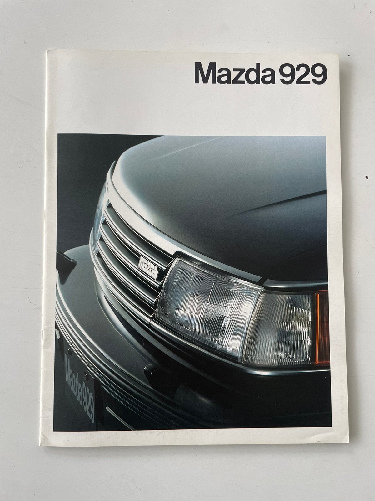 Mazda 929 Brochure - April 1988 - autofolder, Ophalen of Verzenden, Gelezen, Mazda