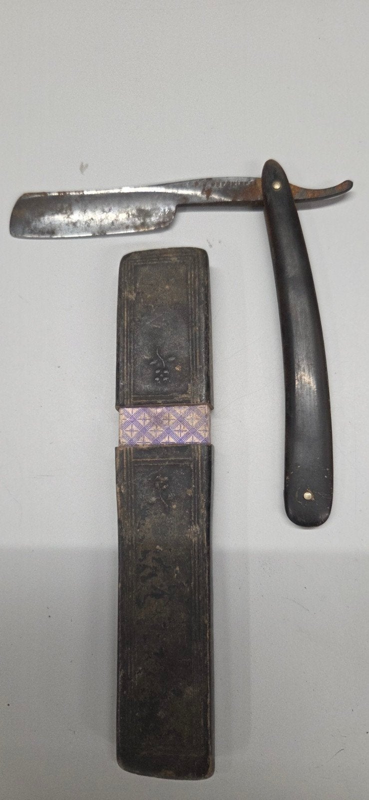 Zeer oude scheermes Razor in doos., Ophalen of Verzenden