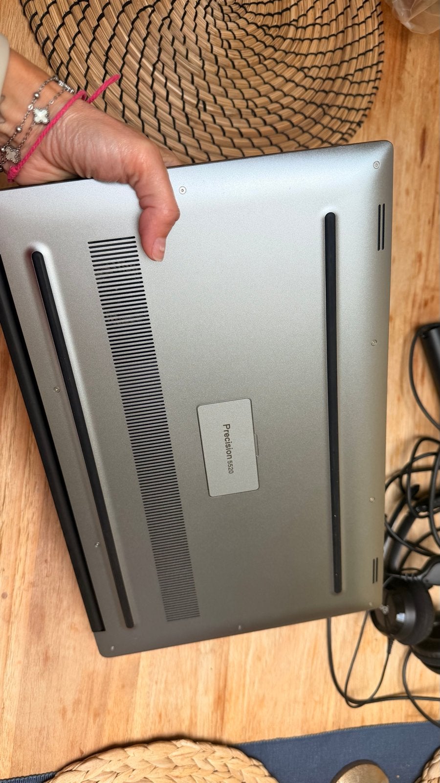 Dell Precision 5520 – Xeon E3-1505M v6| 32GB RAM | 256GB SSD, 2 tot 3 Ghz, Ophalen of Verzenden, Zo goed als nieuw, SSD