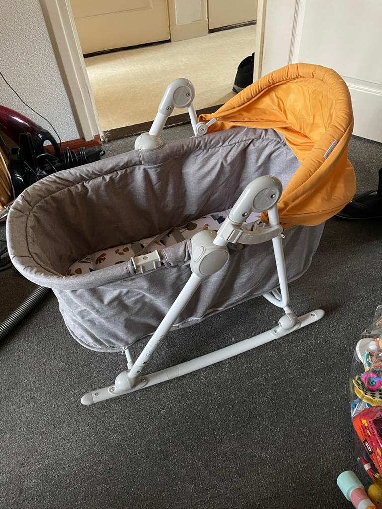 Verstelbaar schommelwiegje - Zo goed als nieuw, Kinderen en Baby's, Babywiegjes en Ledikanten, Ophalen, Zo goed als nieuw, Wieg