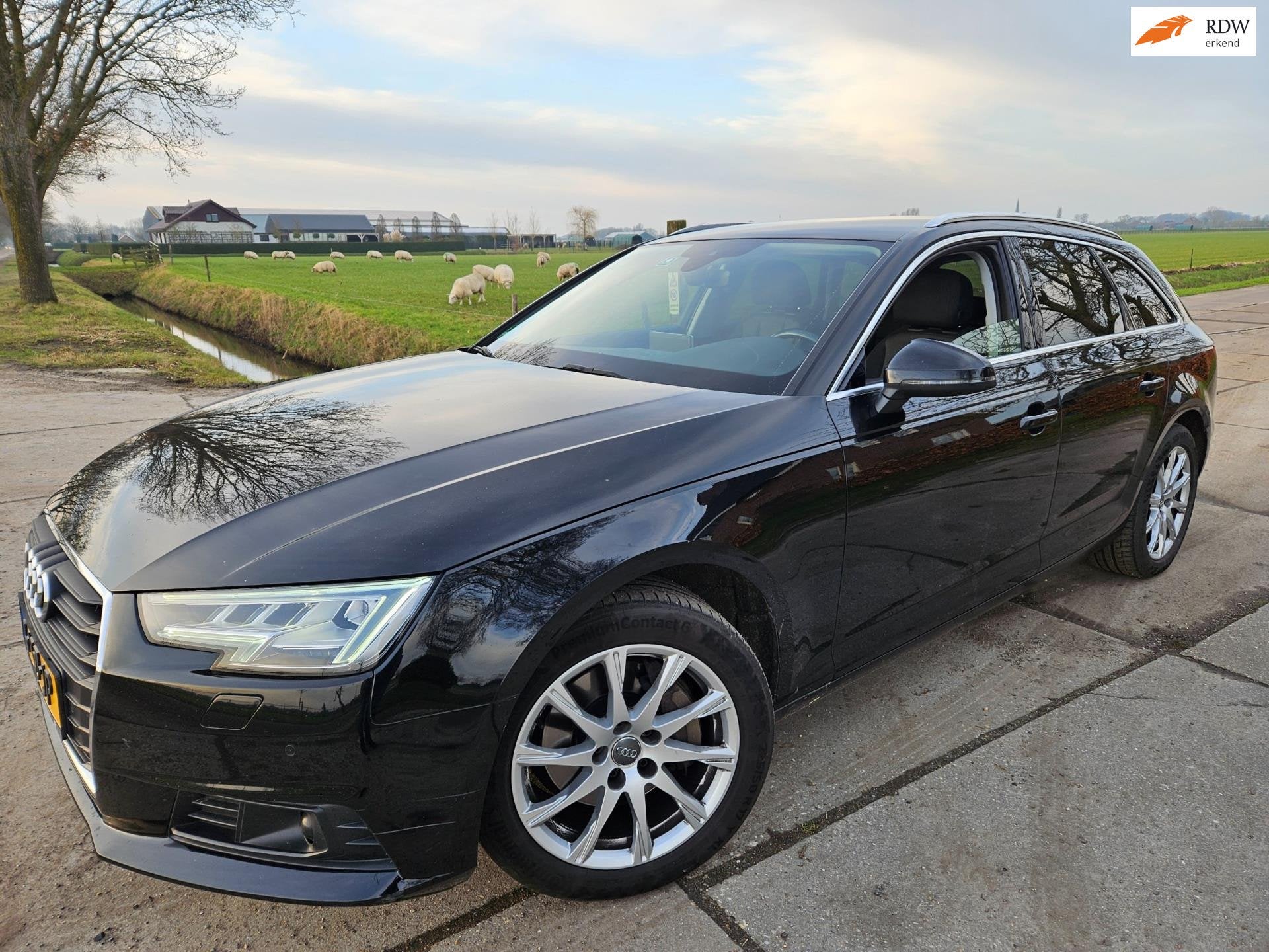Audi A4 Avant 2.0 TDI Sport Pro Line/ automaat/ navi/ clima/, Gebruikt, Automatische klimaatregeling, 1505 kg, A4