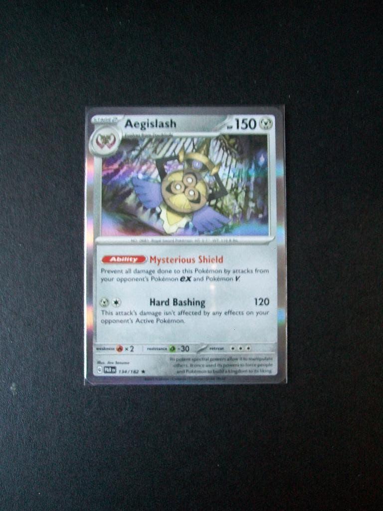 1598: Nieuwe Pokemonkaart Holo Rarefoil AEGISLASH  (134/182), Verzenden, Nieuw, Losse kaart, Foil