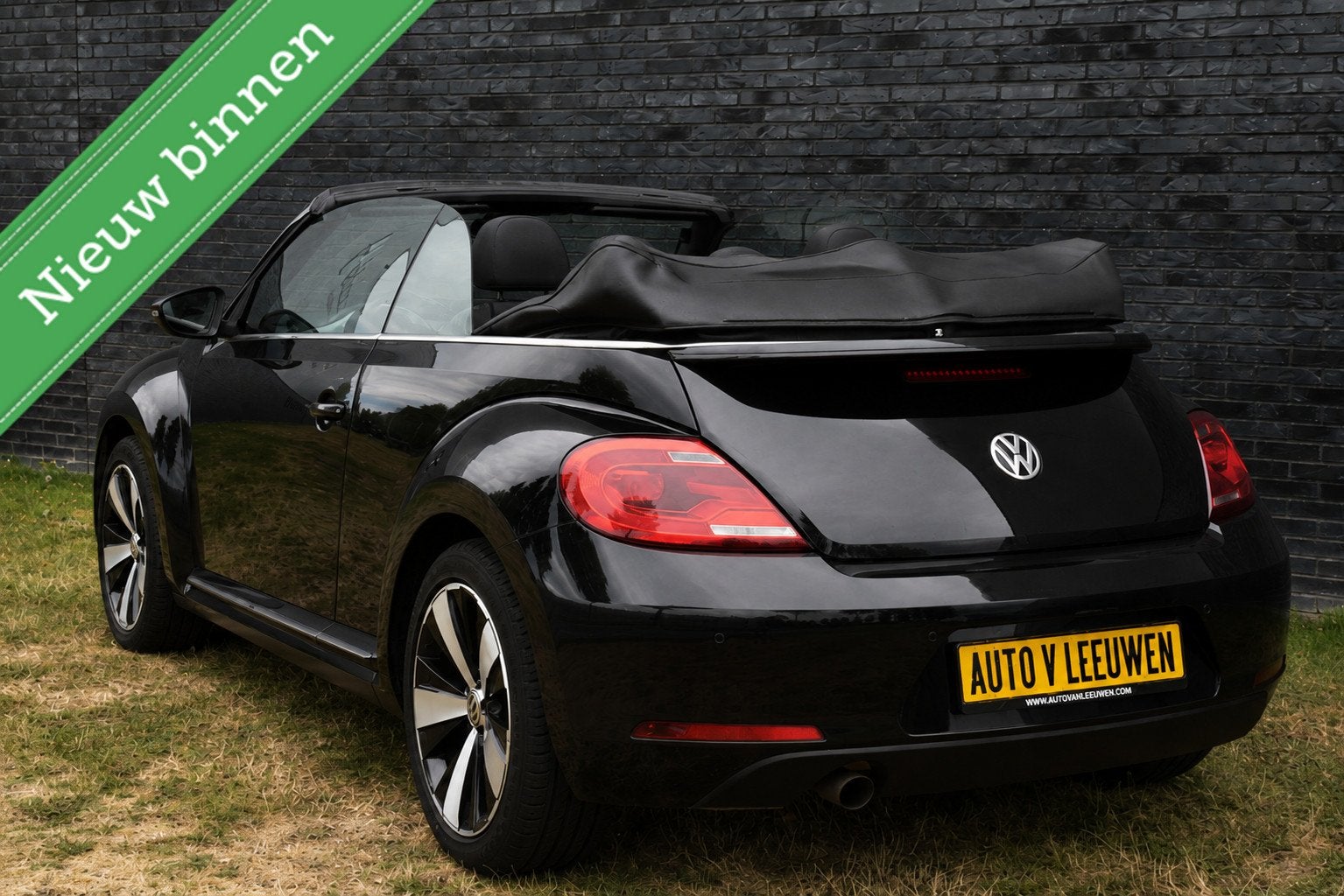 Volkswagen Beetle Cabriolet Turbo Club XENON-LED/CAMERA/PDC/, Voorwielaandrijving, Gebruikt, 4 cilinders, 4 stoelen