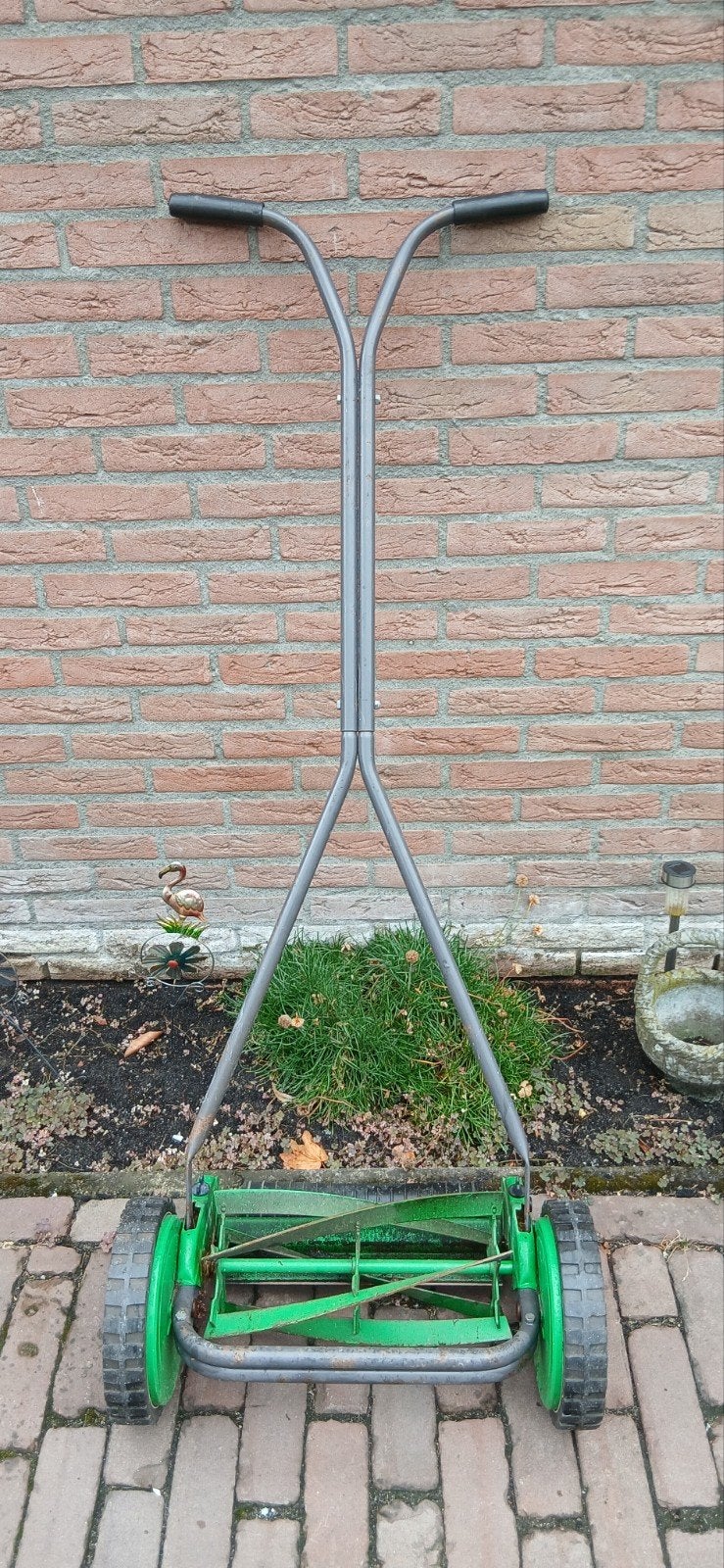 Handgrasmaaier - Groen en Grijs, Ophalen, Gebruikt, Handgrasmaaier, Onbekend
