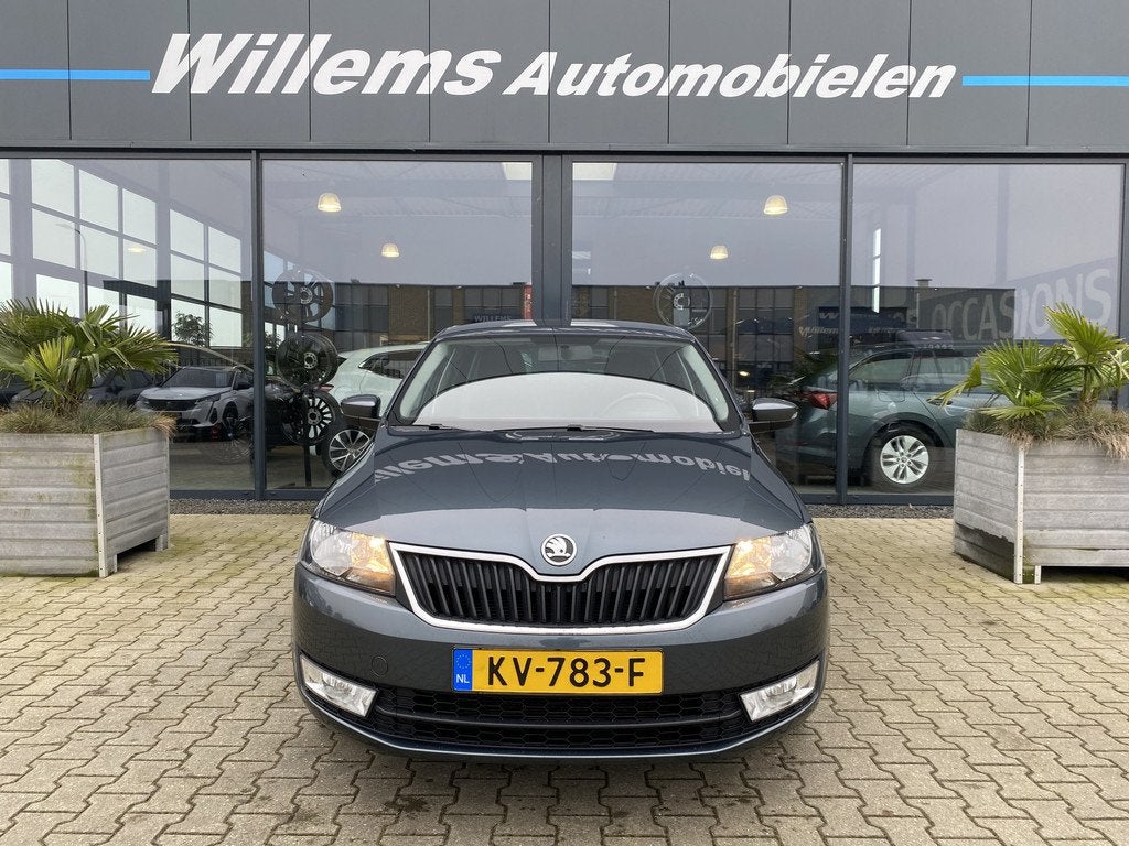 Skoda Rapid Spaceback 1.2 TSI Greentech JOY Trekhaak, Cruise, Auto's, Skoda, Navigatiesysteem, Gebruikt, 4 cilinders, Met garantie (alle)