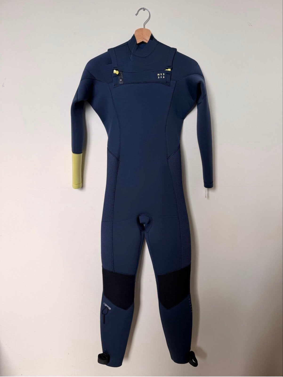 Nieuw Mystic Dazzled 5:3 mm wetsuit - Maat M, Watersport en Boten, Ophalen of Verzenden, Nieuw, Dame, Wetsuit