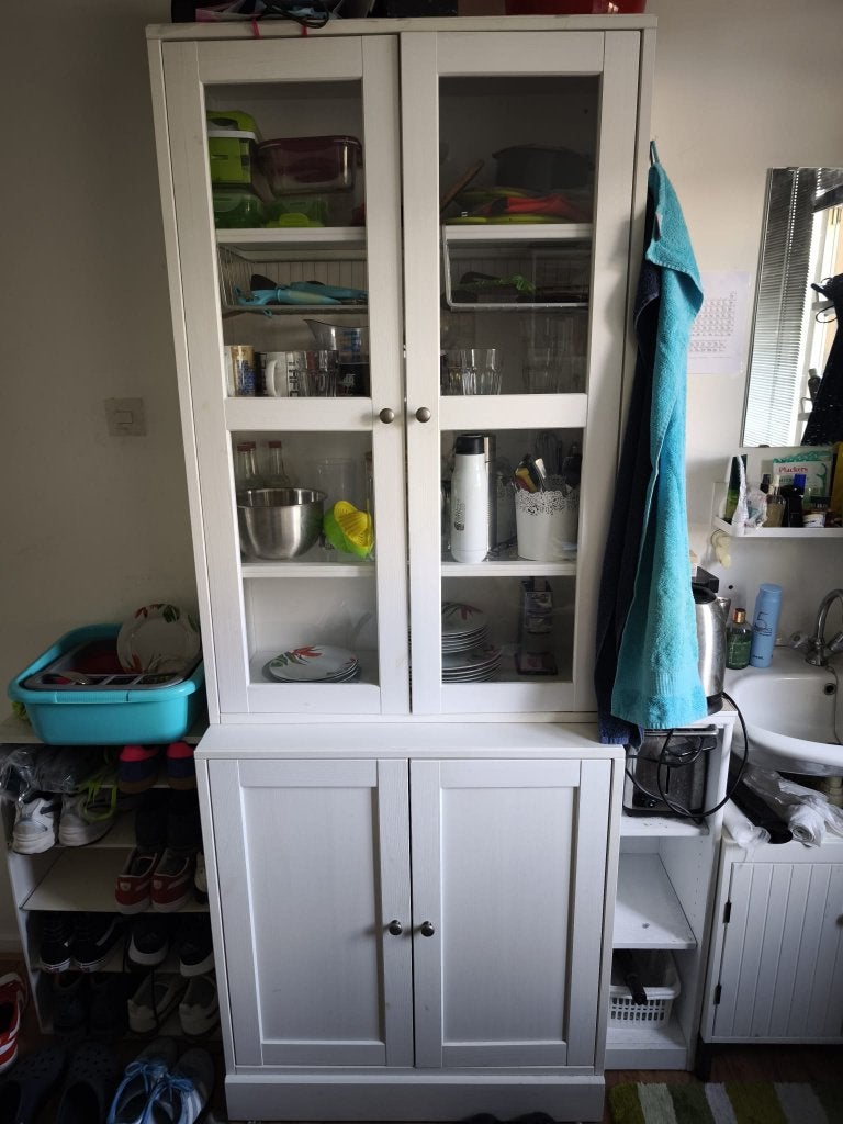 Shelf with glass doors, Ophalen, 200 cm of meer, 50 tot 100 cm, 25 tot 50 cm