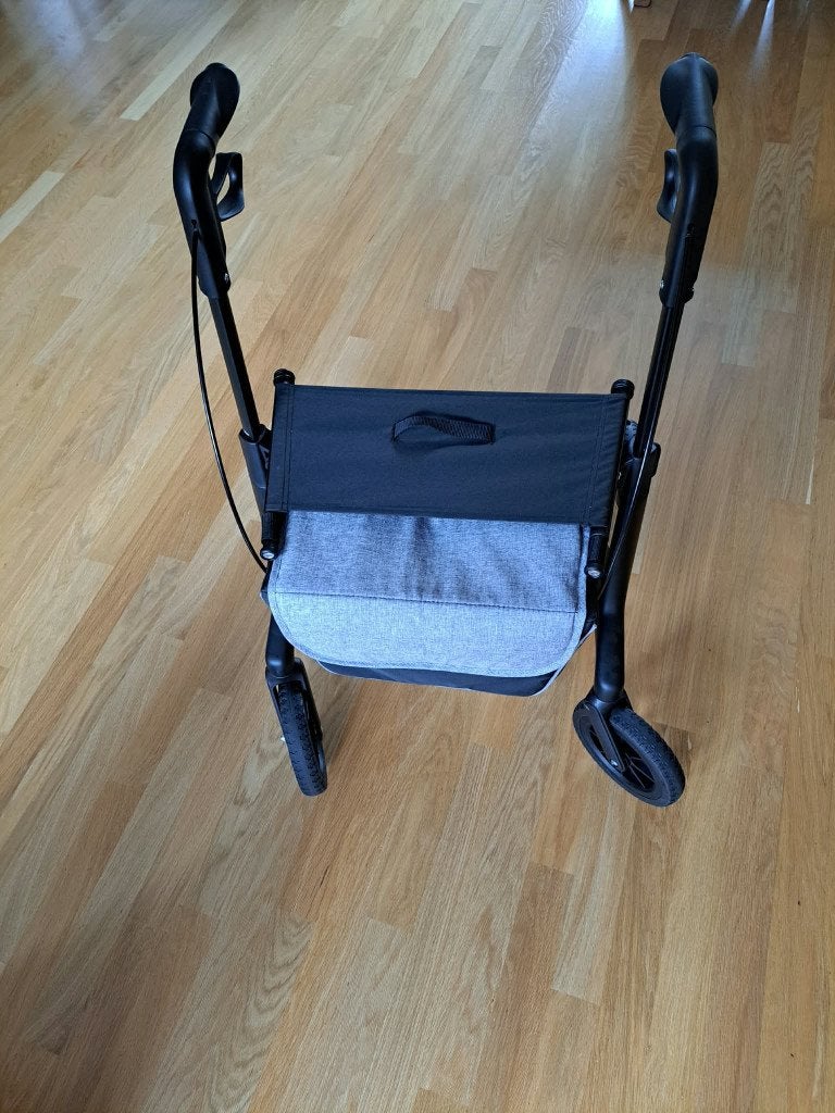 Rollator, lichtgewicht, vrijwel nieuw, Ophalen, Lichtgewicht, Zo goed als nieuw