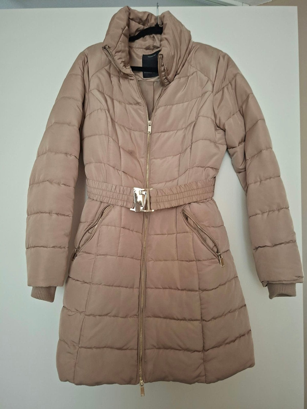 winterjas beige/ lichtgoud, Kleding | Dames, Ophalen, Zo goed als nieuw, Maat 38/40 (M), Beige
