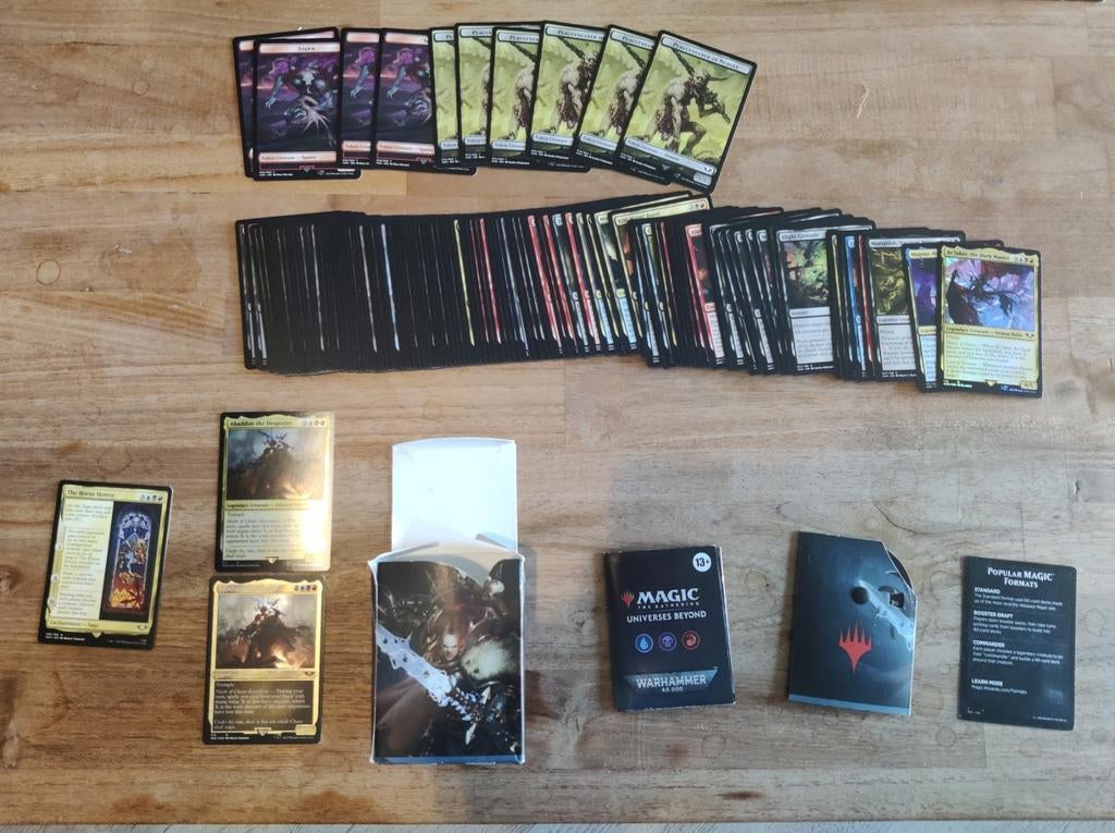 MTG Warhammer 40k Ruinous Powers Commander Deck (unsleeved), Ophalen of Verzenden, Zo goed als nieuw