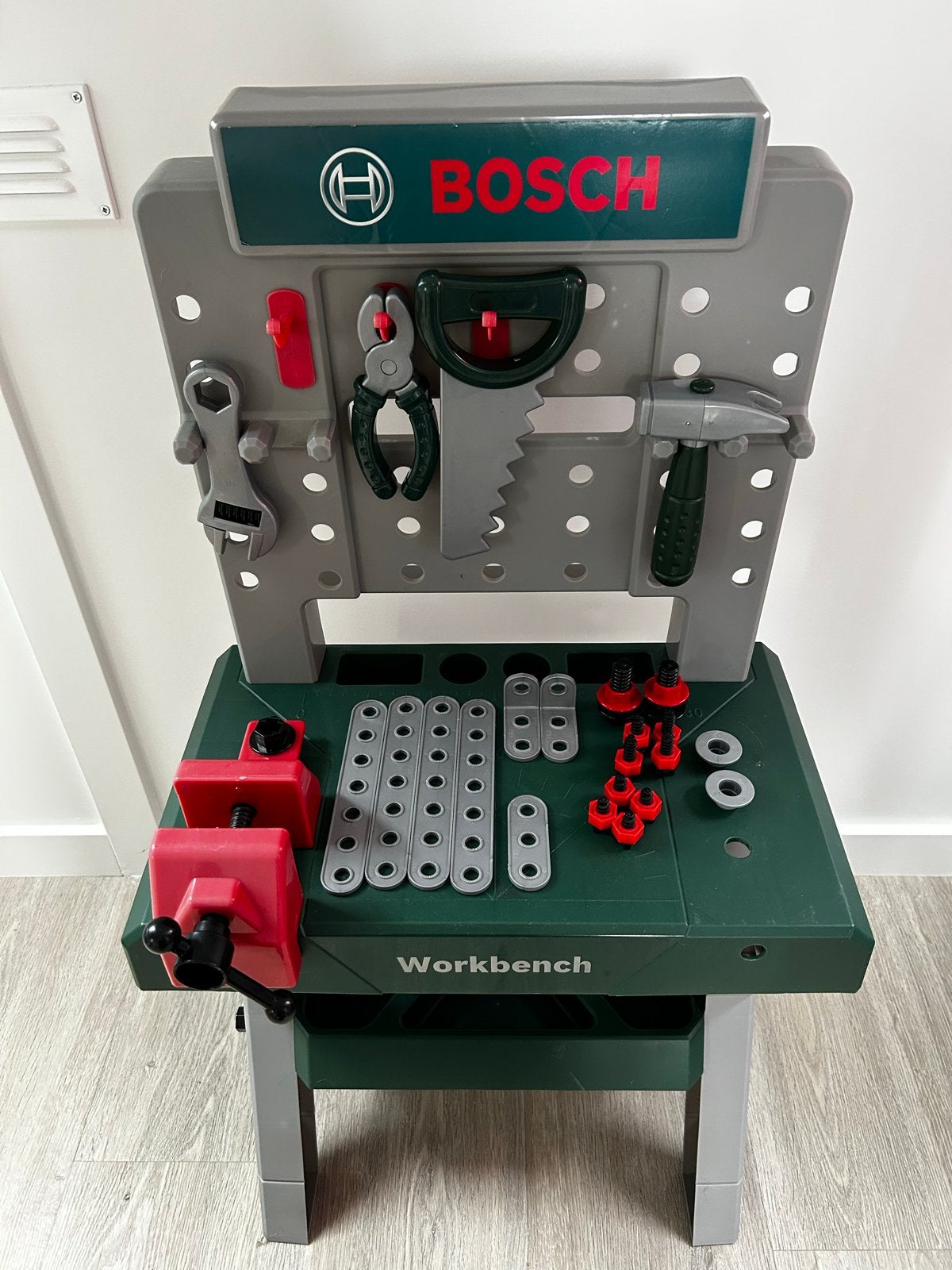 Foto 2 van Bosch Werkbank voor Kinderen
