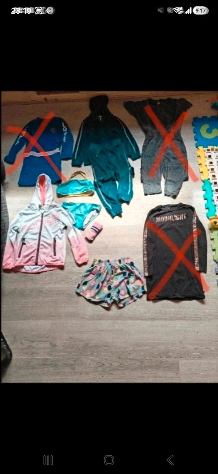 Leuk meisjes pakket maat 122/128
In goede staat, Ophalen of Verzenden, Zo goed als nieuw, Meisje