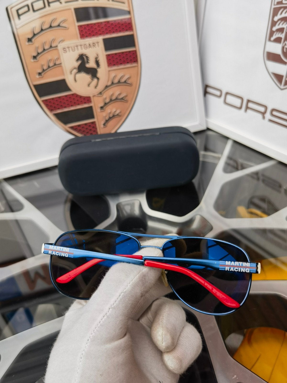 Origineel martini racing porsche zonnebril 

Zie ook mijn, Overige merken, Zonnebril, Zwart, Ophalen of Verzenden