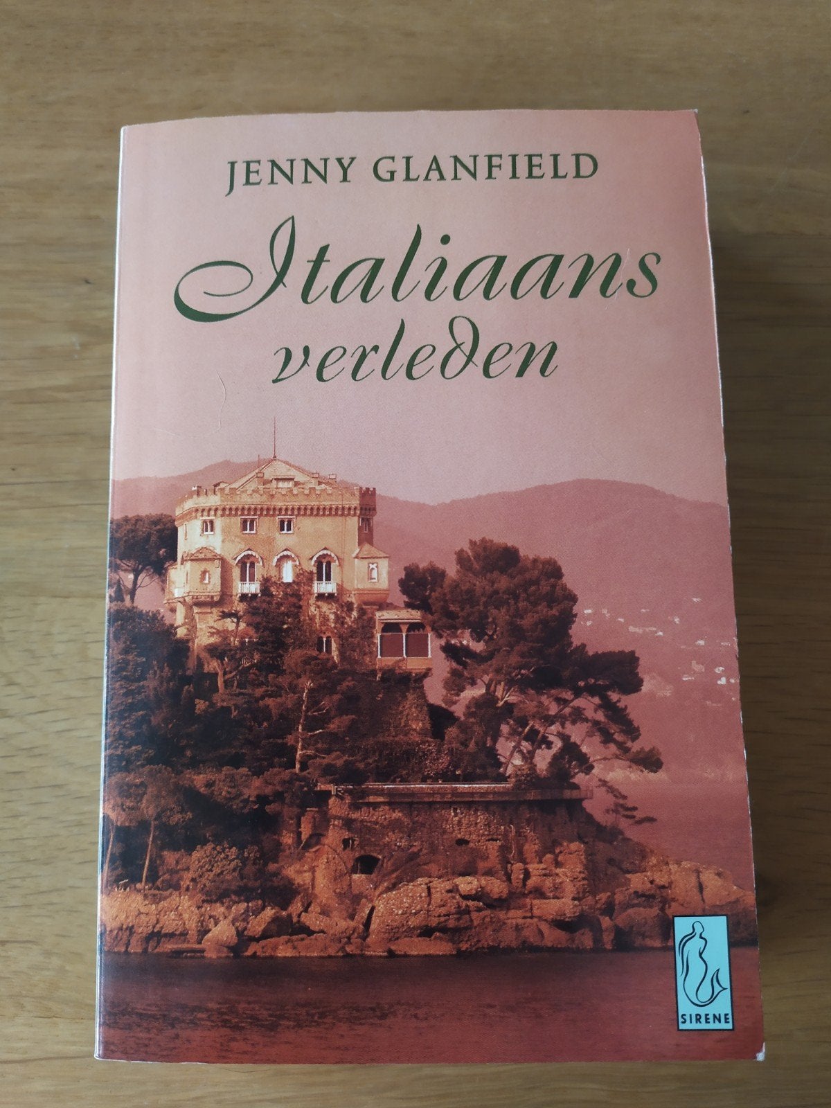 Italiaans Verleden - Jenny Glanfield (Roman), Boeken, Romans, Ophalen of Verzenden, Gelezen, Jenny Glanfield, Nederland