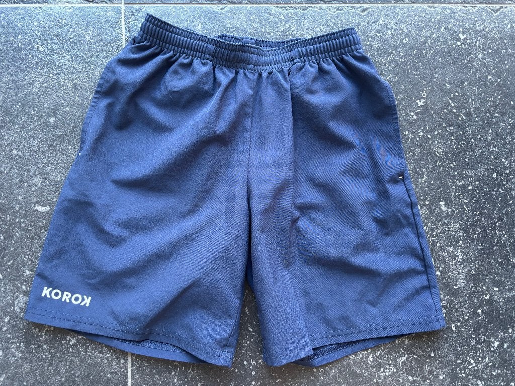 Hockeybroekje 140, Sport- of Zwemkleding, Zo goed als nieuw, Jongen, Korok