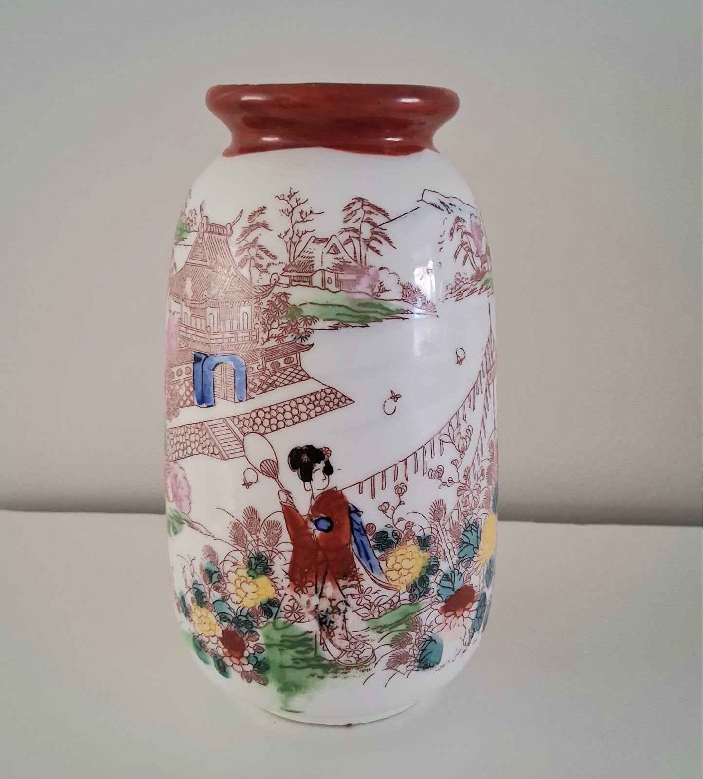 Antieke Japanse Satsuma Vaas met Geisha en Landschap, Antiek en Kunst, Antiek | Vazen, Ophalen of Verzenden