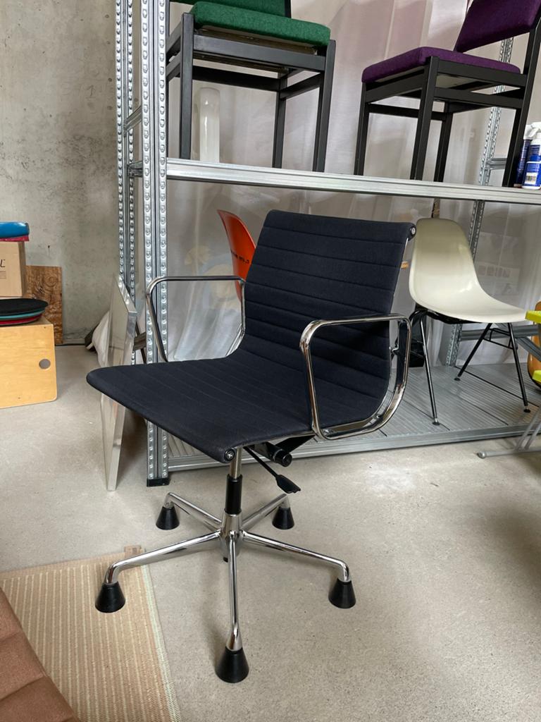 Eames EA 117 Vitra Bureaustoel Zwart Hopsak, Ophalen, Gebruikt, Zwart, Bureaustoel