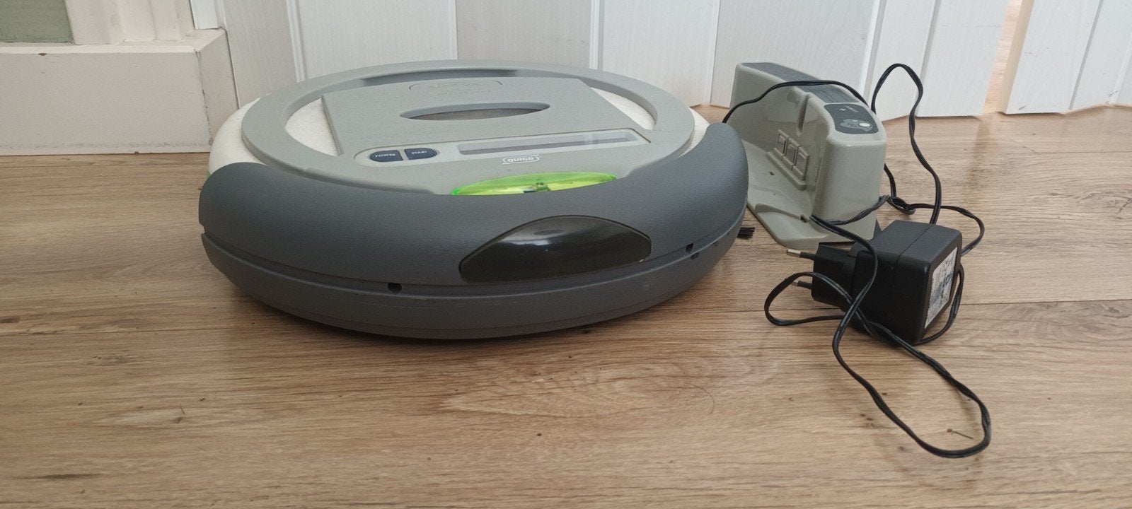 Robotstofzuiger Quigg met nieuwe accu, Overige merken, Gebruikt, Robotstofzuiger, Reservoir