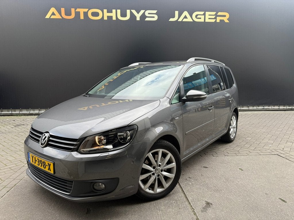 Volkswagen Touran 1.4 TSI Highline Automaat Scherm, Auto's, Euro 5, Gebruikt, Zwart, 4 cilinders