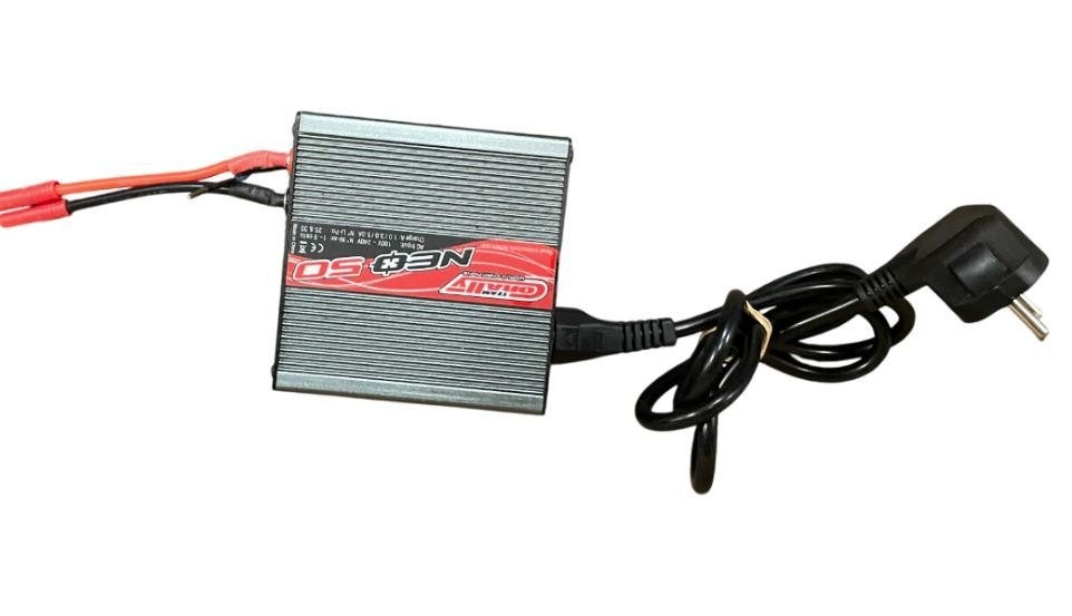 Corally NEO 50 AC lipo - Ni xx Charger 50watt 2-3s, Ophalen of Verzenden, Zo goed als nieuw, Overige schalen, Onderdeel