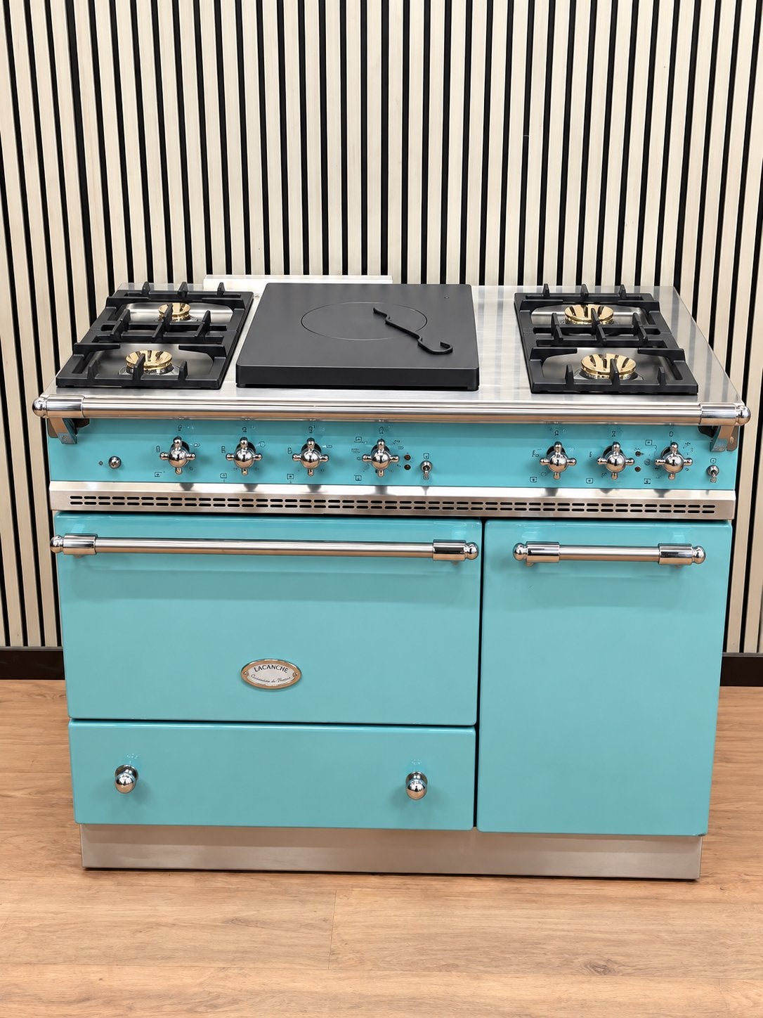 Unieke Lacanche Fornuis Koraalblauw / Coupe de feu 110 cm, Fornello Esperta, Ophalen of Verzenden, Zo goed als nieuw, Energieklasse A of zuiniger